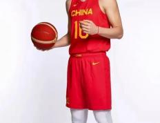 开云体育app-突破性篮板动作展现球员个人魅力