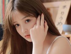 开云体育平台APP-当冷门成为主旋律，曼联崩盘与奥亚尔萨瓦尔的神奇之夜