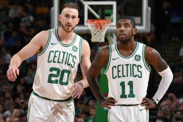 开云体育-阿尔瓦雷斯爆发闪耀全场，瑞典强势拿下希腊晋级在望