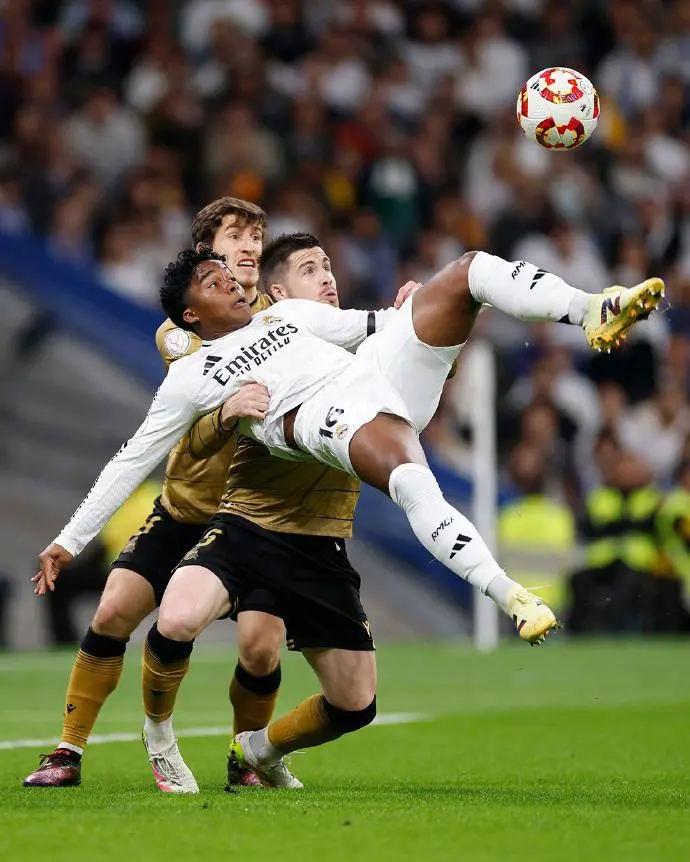 开云体育-关于皇马主场迎战强敌，士气高涨的信息