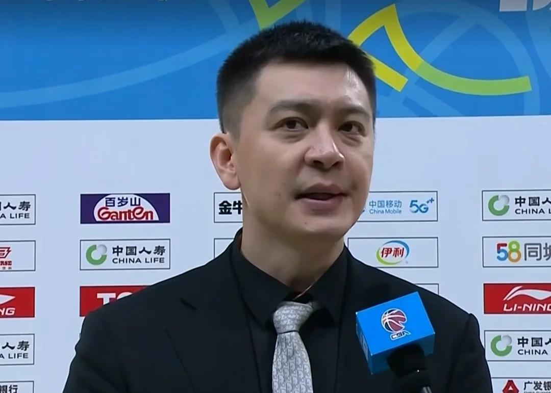 开云体育官方网站-辽宁男篮再次获胜，领跑大局