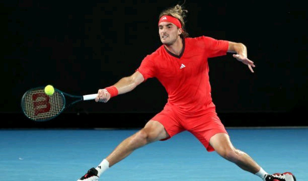 开云下载-关于日本网球队强势意大利网球队,西西帕斯完成帽子戏法的信息