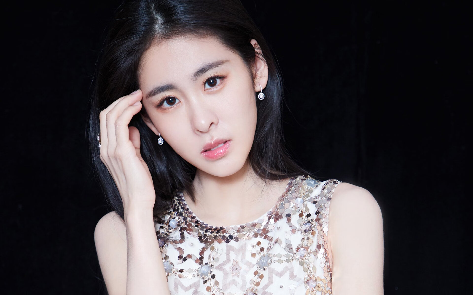 开云体育app-命运之绳系于指尖，抢七夜英格拉姆一人握住全场的脉搏