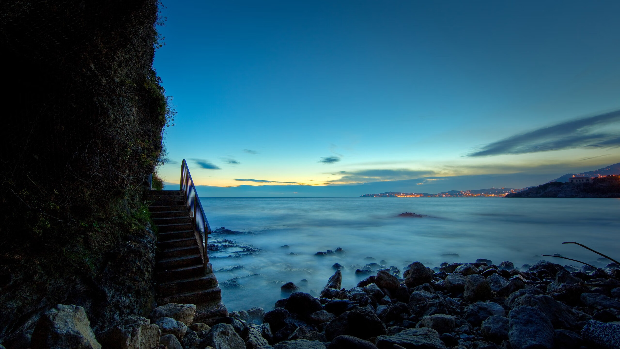 开云下载-极速逆转，从F1街道到NBA赛场，那些令人窒息的翻盘艺术