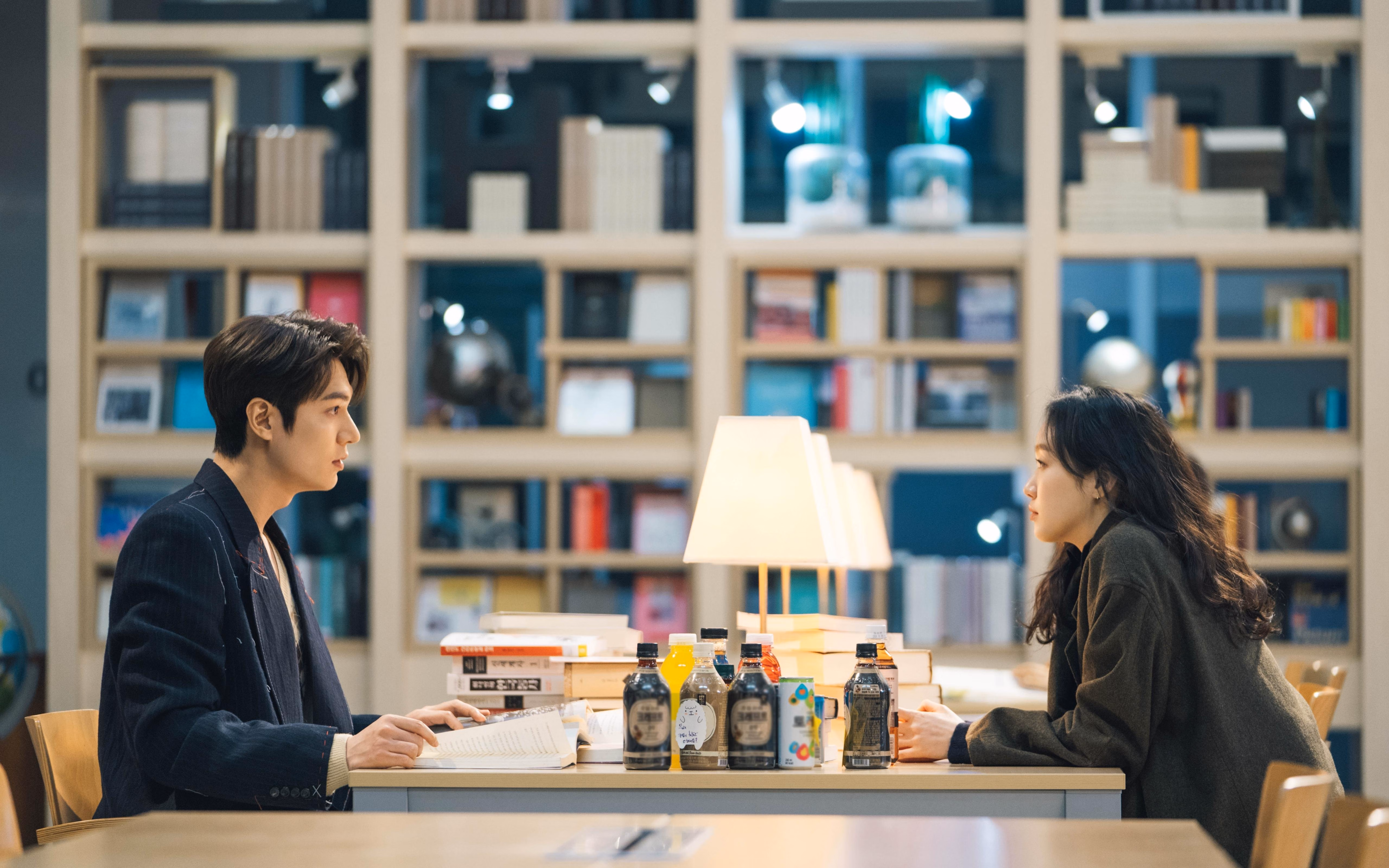 开云体育app-西决式绞杀！威尔士补时绝杀丹麦 欧洲杯上演生死剧本