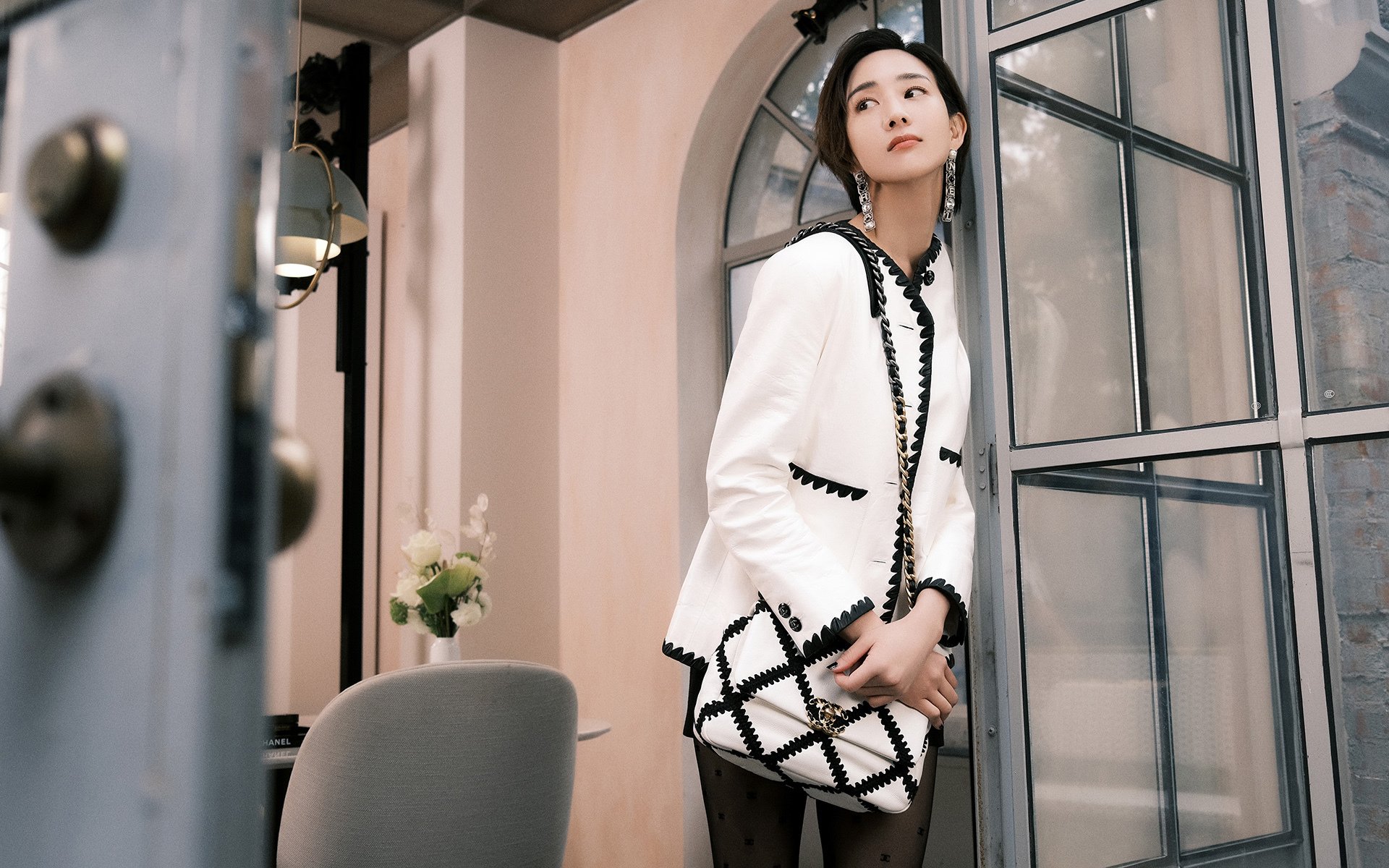 开云体育登录-萨内闪耀定乾坤！阿尔及利亚史诗逆转力克瑞典，关键先生铸就绿茵传奇